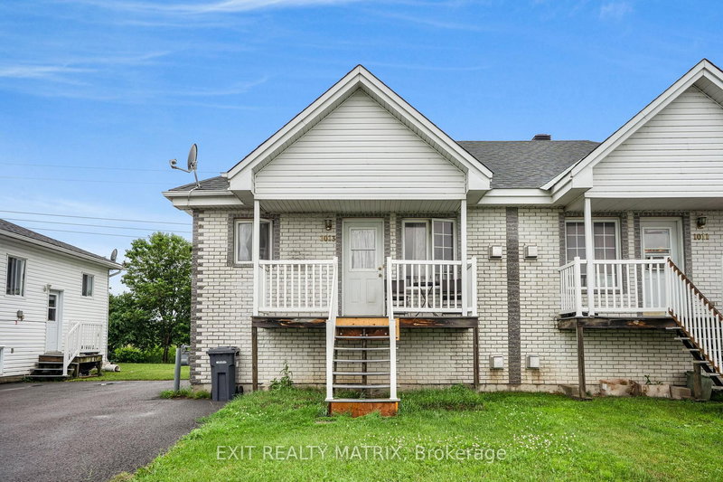 home for sale on 1013 Jacynthe Street