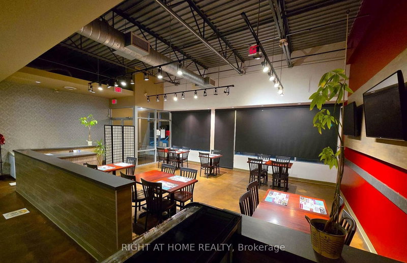 7 - 8 - 259 Queenston Rd, Hamilton, L8G 1E4 | Image 3