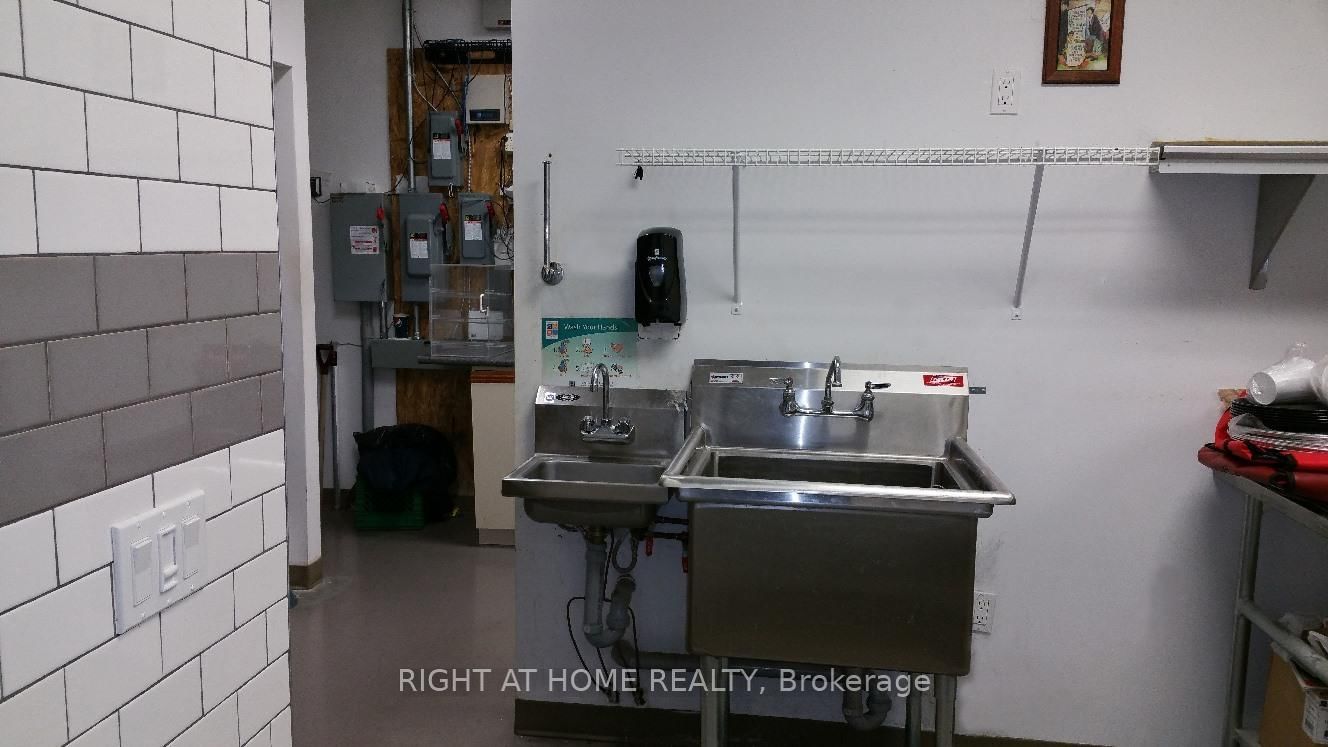 259 Queenston Road, Unit 7 - 8 - Photo 9