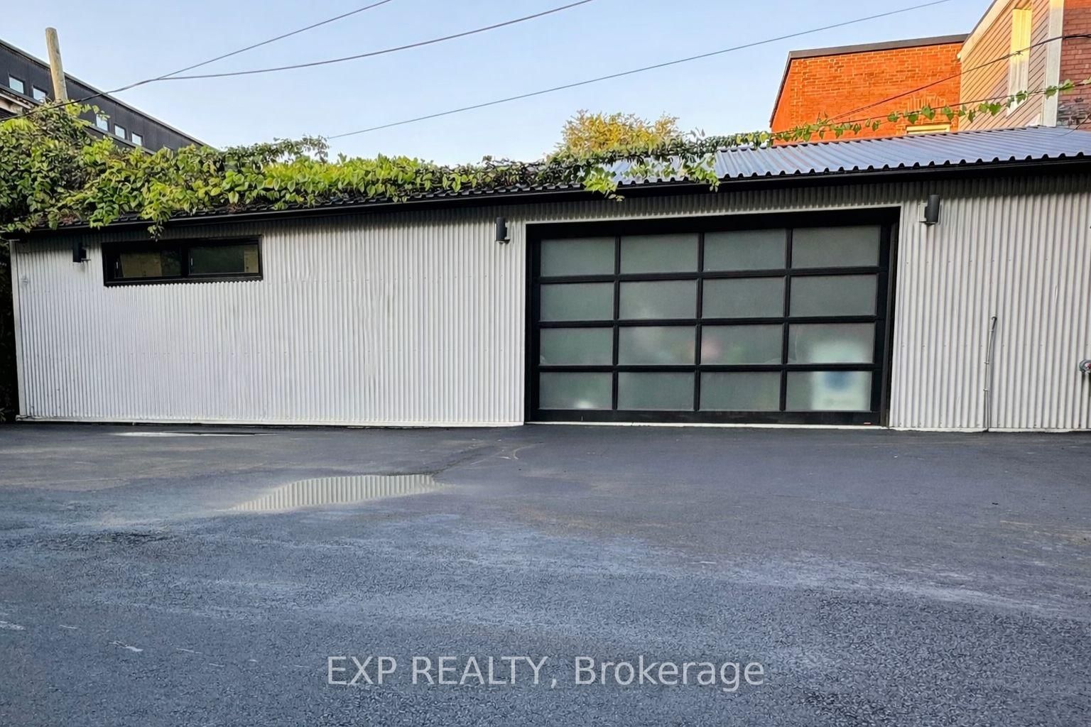 329 Catherine Street