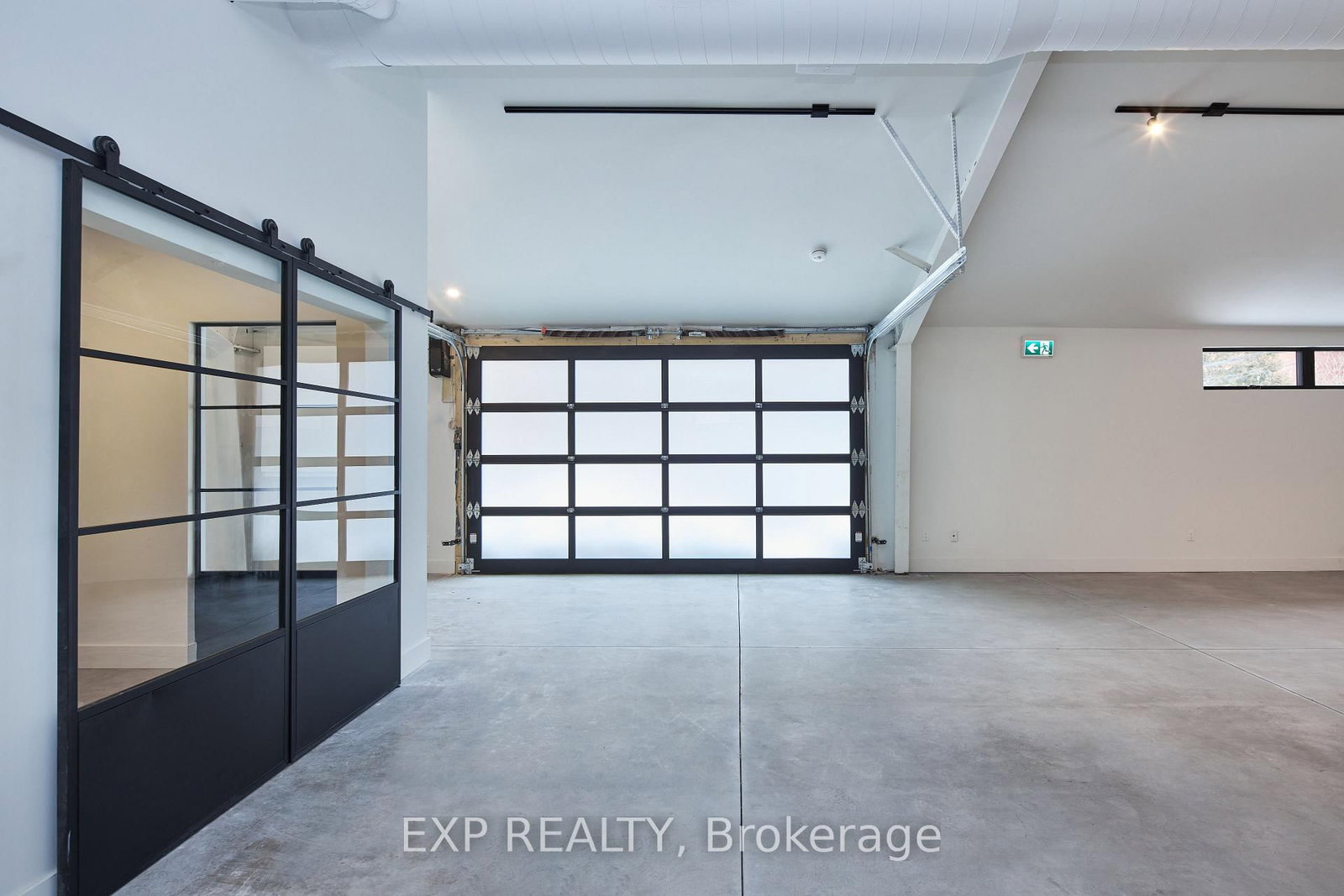 329 Catherine Street - Photo 5