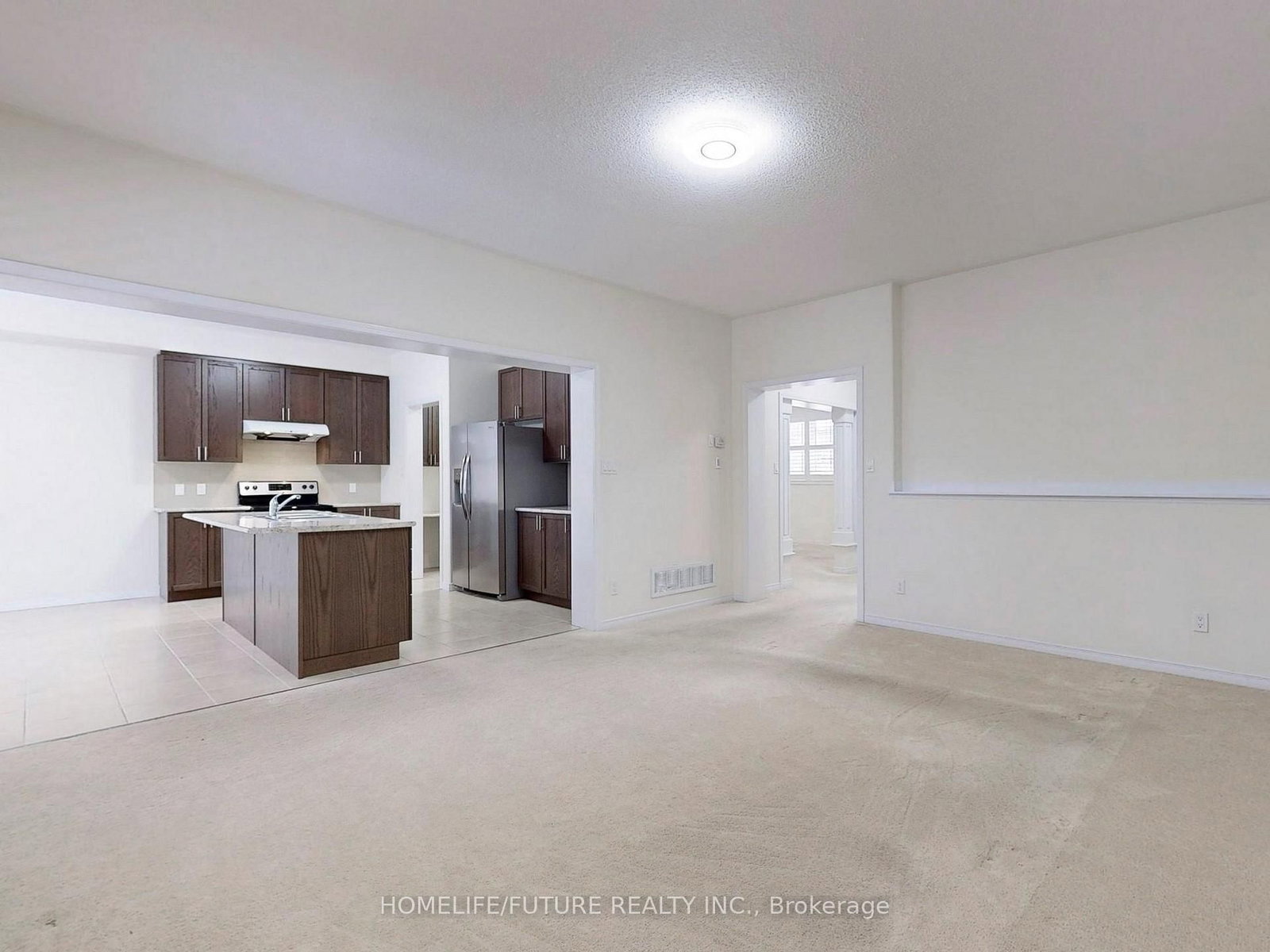 Detached House for sale at 526 Joslin Street, Peterborough, Ontario, K9J 0H9 - Monaghan Ward 2 - MLS: X12770816