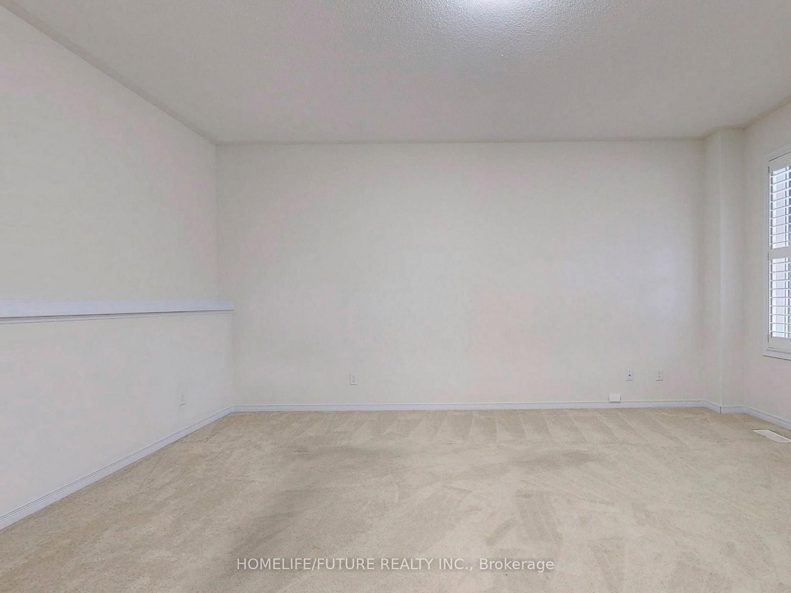 Detached House for sale at 526 Joslin Street, Peterborough, Ontario, K9J 0H9 - Monaghan Ward 2 - MLS: X12770816