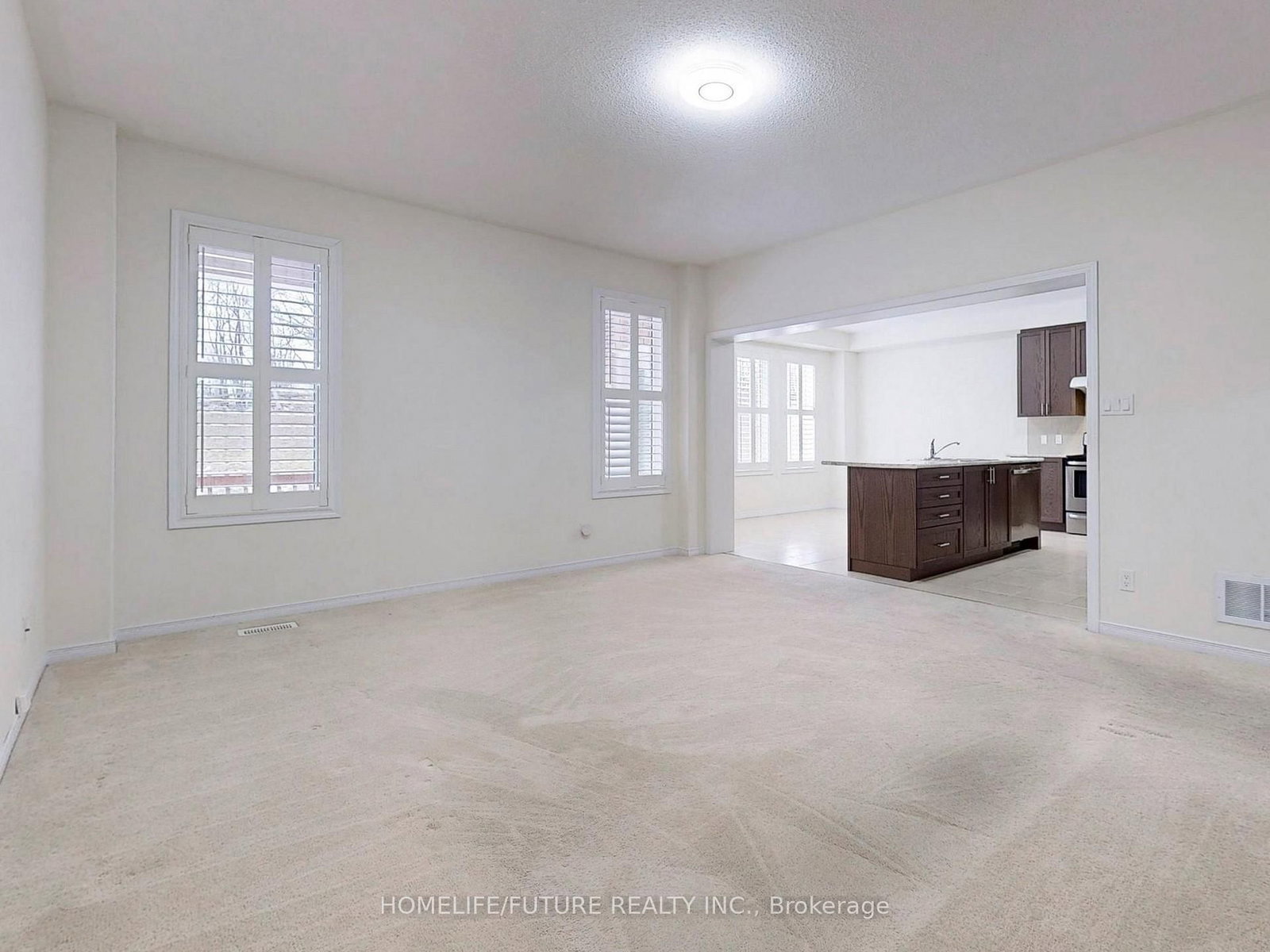 Detached House for sale at 526 Joslin Street, Peterborough, Ontario, K9J 0H9 - Monaghan Ward 2 - MLS: X12770816