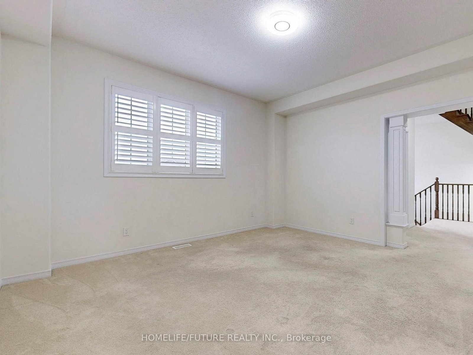 Detached House for sale at 526 Joslin Street, Peterborough, Ontario, K9J 0H9 - Monaghan Ward 2 - MLS: X12770816