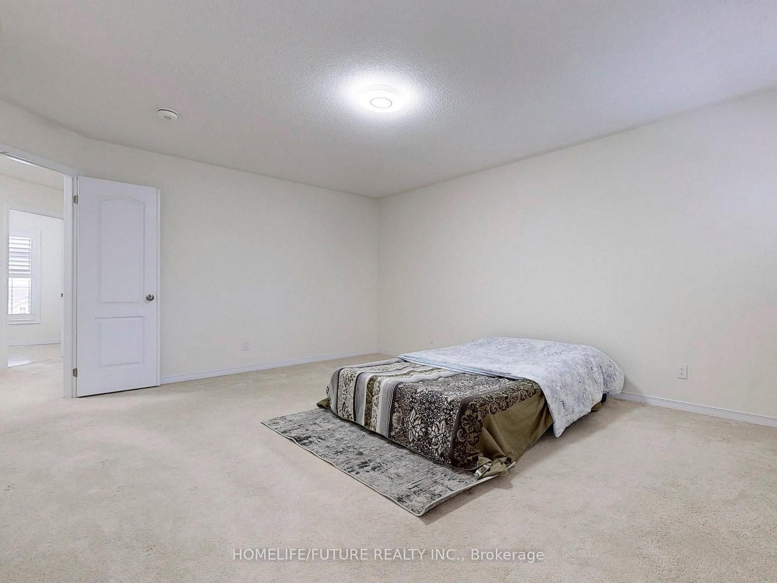 Detached House for sale at 526 Joslin Street, Peterborough, Ontario, K9J 0H9 - Monaghan Ward 2 - MLS: X12770816