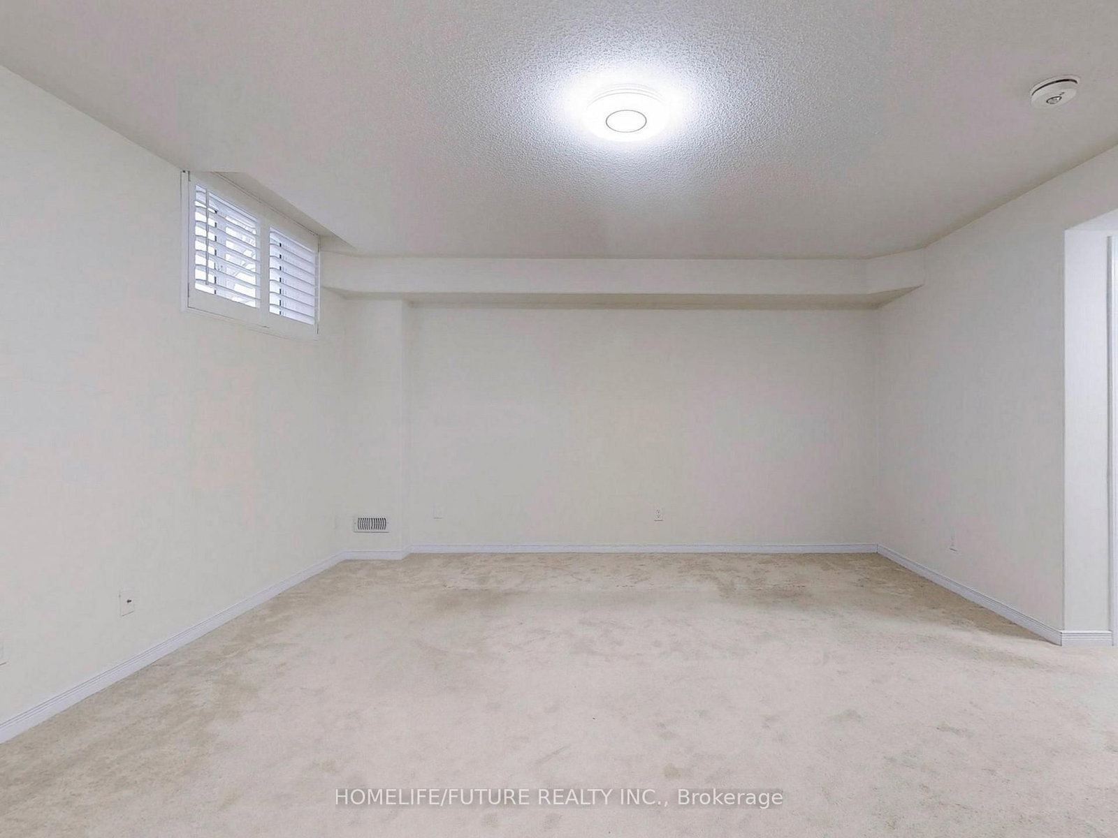 Detached House for sale at 526 Joslin Street, Peterborough, Ontario, K9J 0H9 - Monaghan Ward 2 - MLS: X12770816