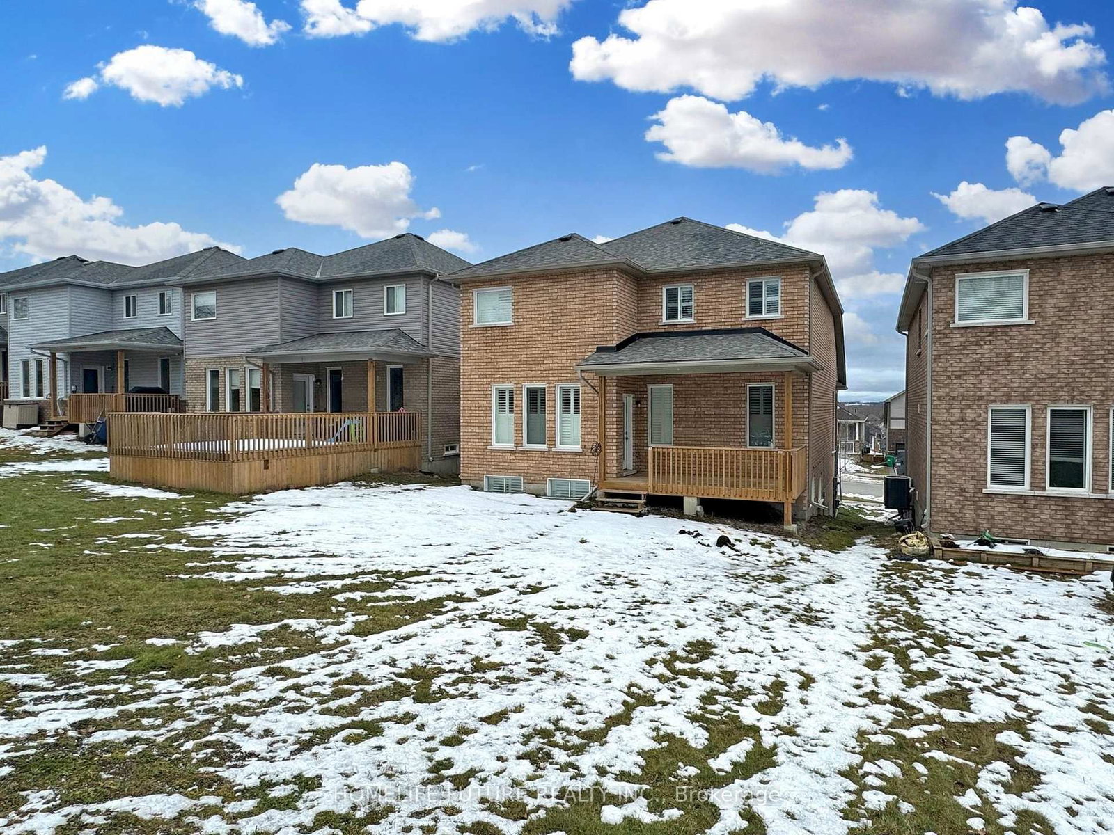 Detached House for sale at 526 Joslin Street, Peterborough, Ontario, K9J 0H9 - Monaghan Ward 2 - MLS: X12770816