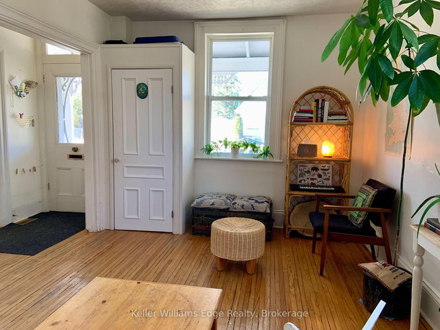 Front - 359 McDonnel Street