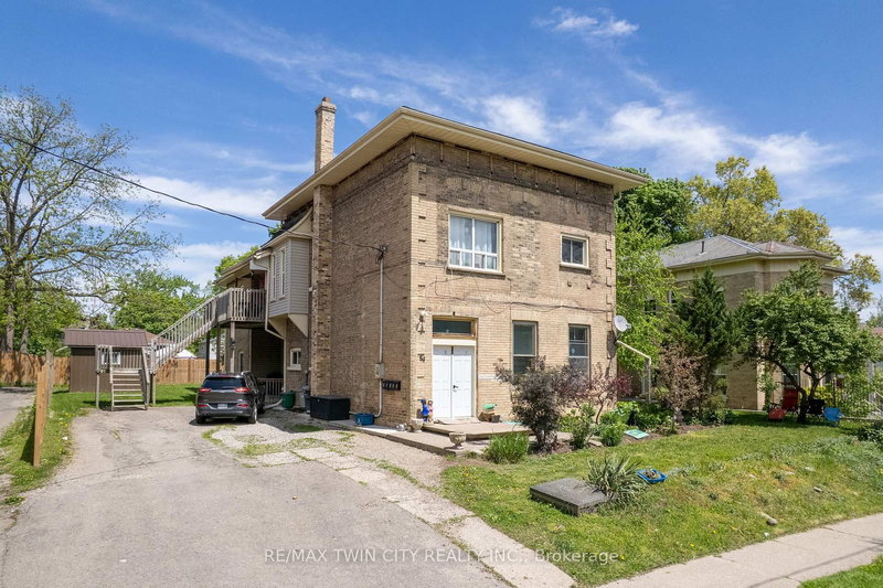 84 sheridan St, Brantford, N3T 2R4 | Image 2