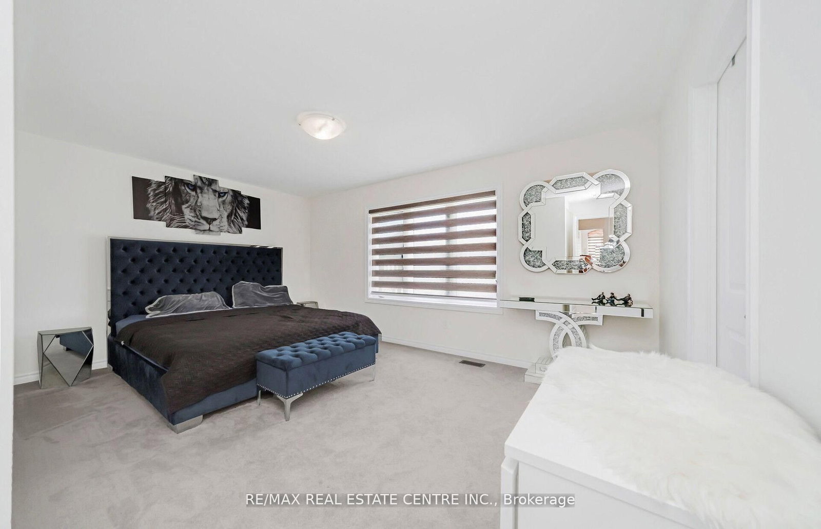 Detached House for sale at 16 Flagg Avenue, Brant, Ontario, N3L 0K2 - Paris - MLS: X12771326