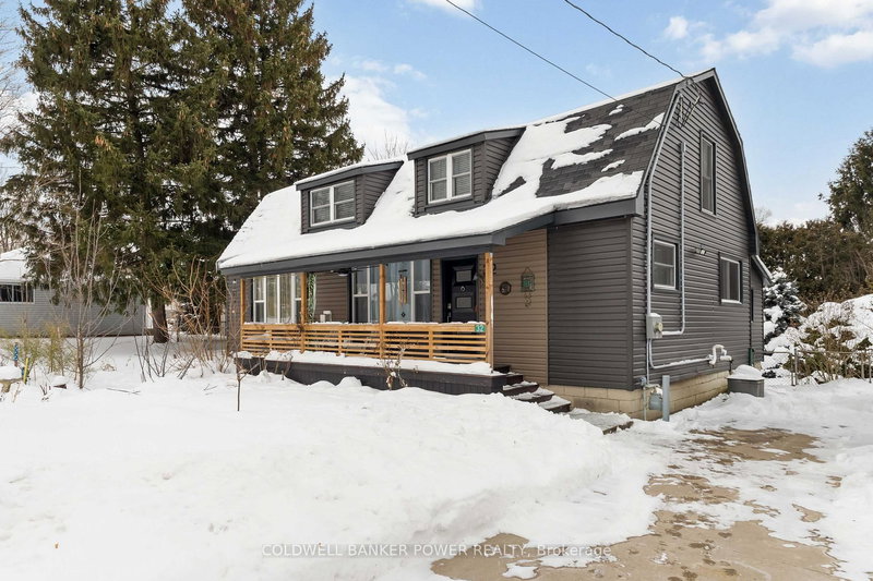 32 Ann St, Lambton Shores, N0M 1B0 | Image 2