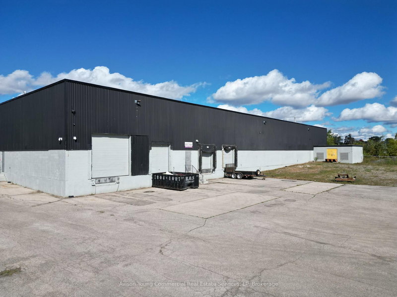 325 Stirling Ave S, Kitchener, N2M 3H6 | Image 3