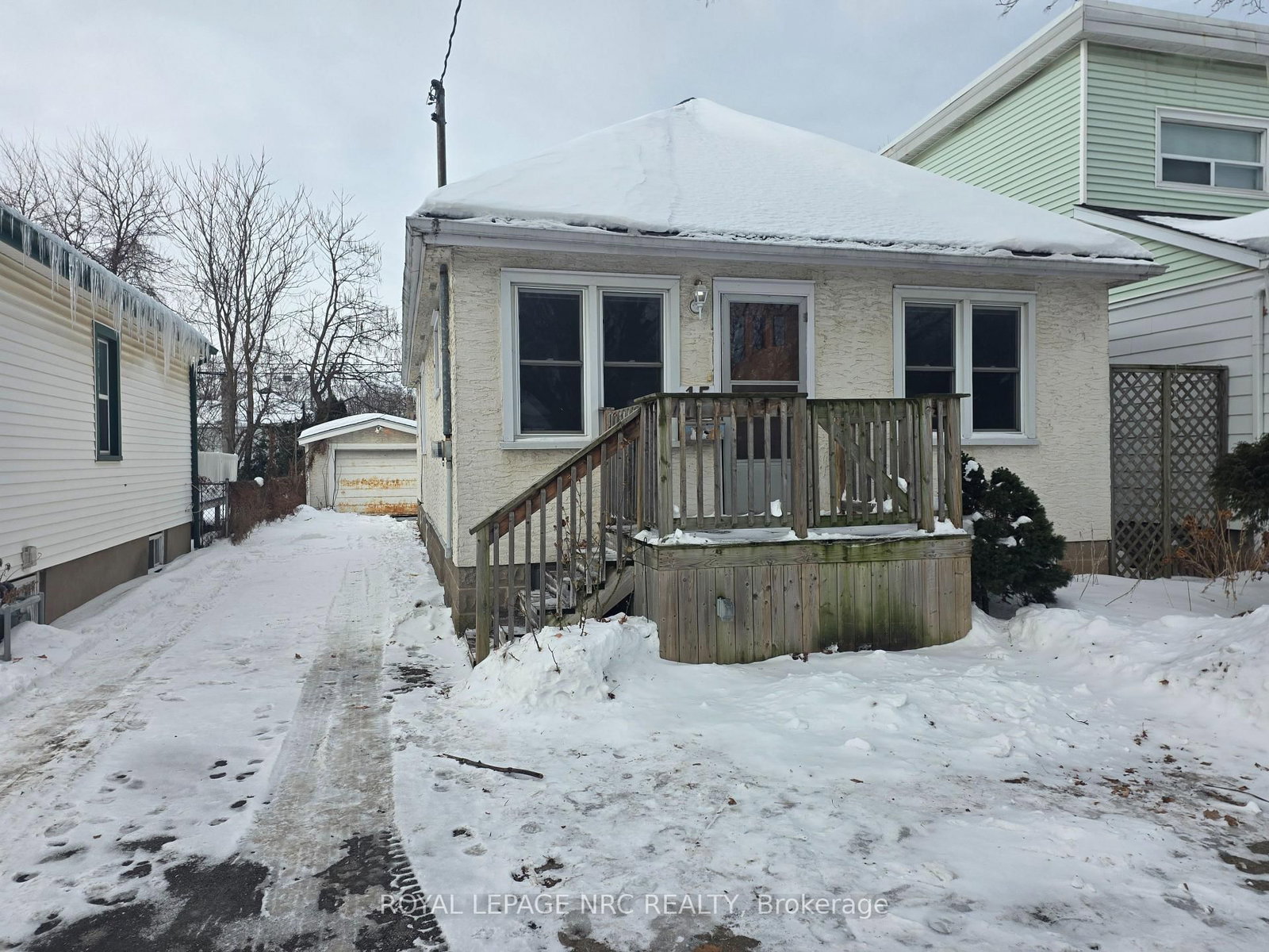 Listing photo 2