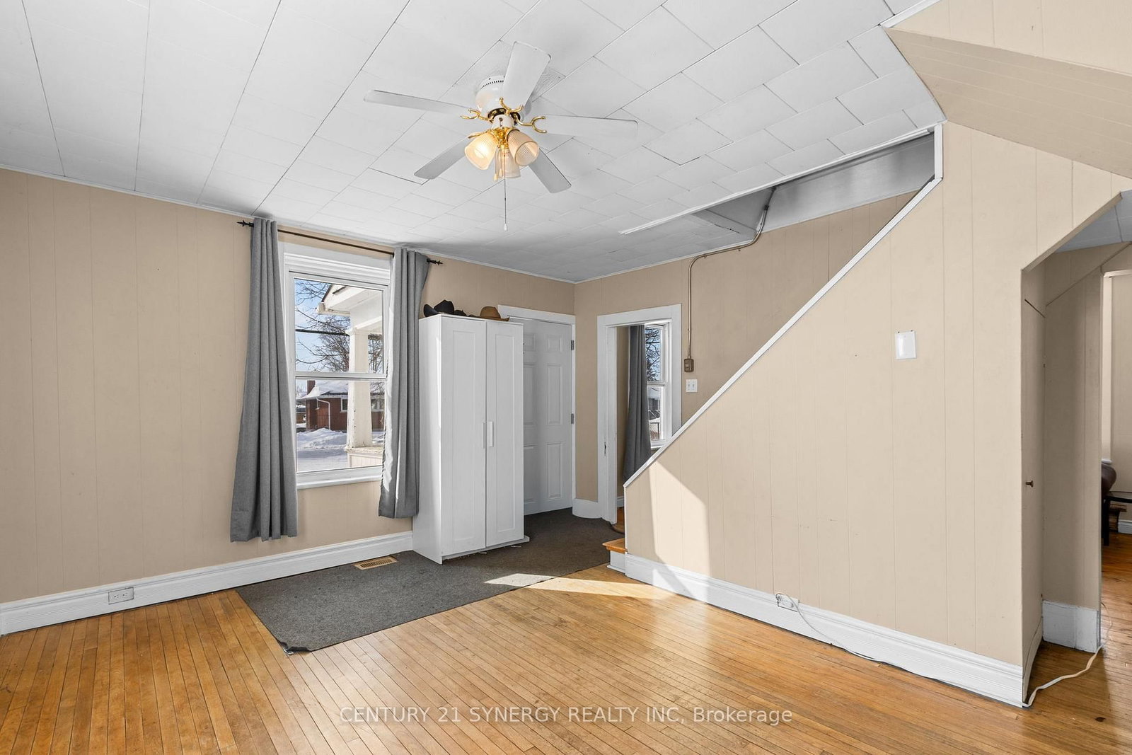 Listing Image 7