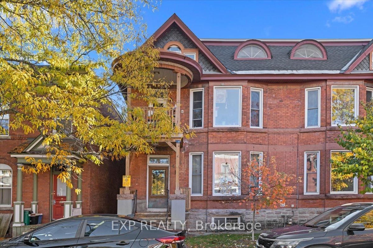 484 Gilmour Street, Unit 3