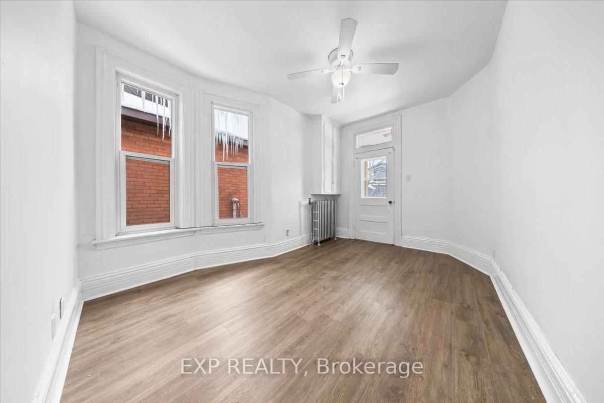 484 Gilmour Street, Unit 3 - Photo 10