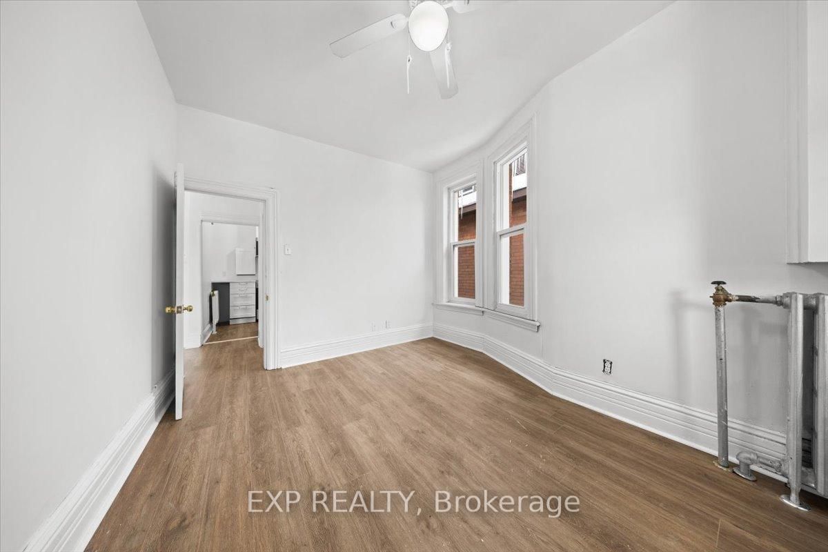 484 Gilmour Street, Unit 3 - Photo 12