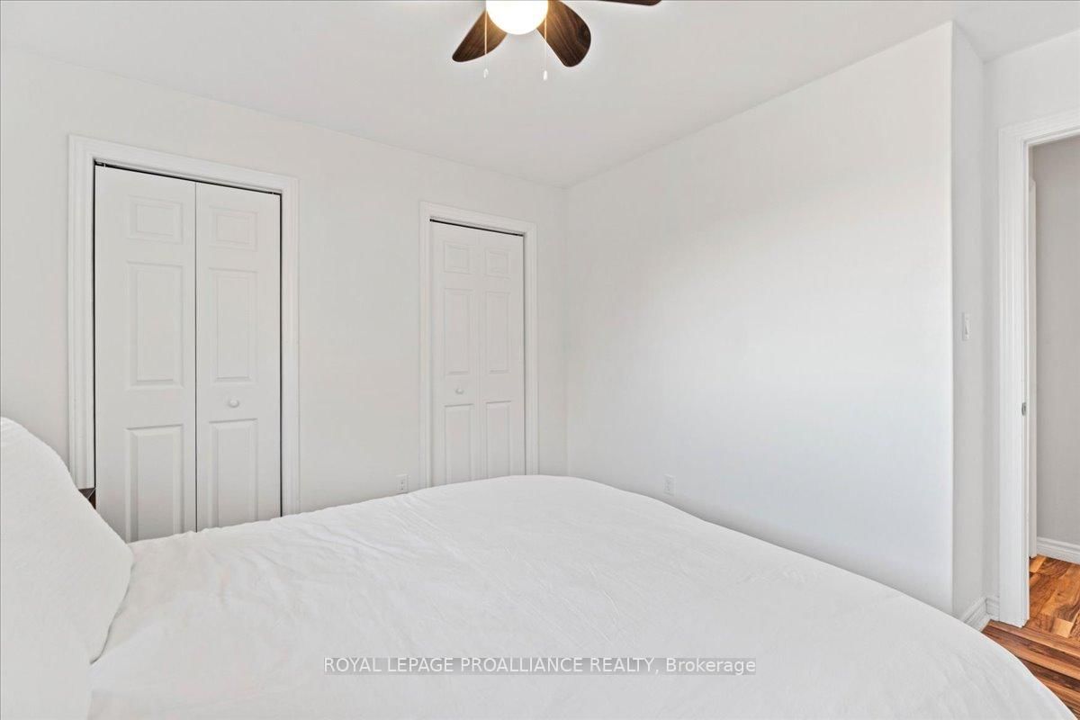 Detached House for sale at 189 Nicholas Street, Quinte West, Ontario, K8V 6E8 - Murray Ward - MLS: X12772602