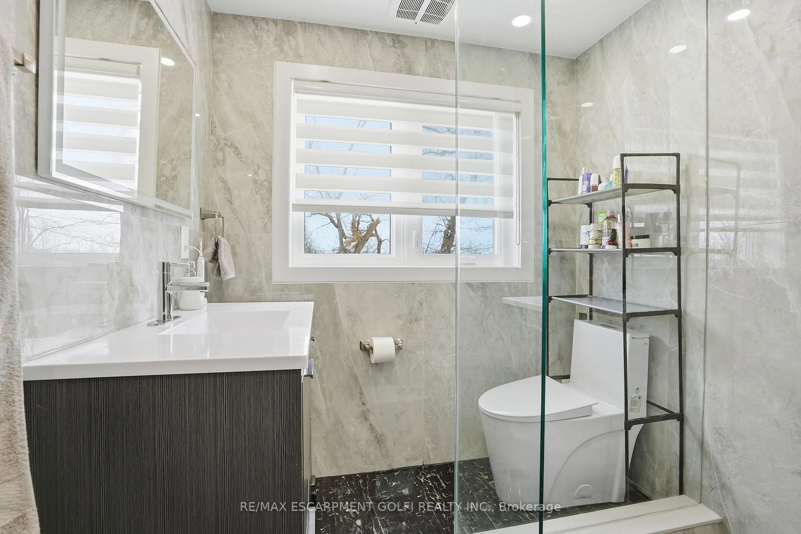 Detached House for sale at 3545 Garrison Road, Fort Erie, Ontario, L0S 1N0 - Ridgeway - MLS: X12772984