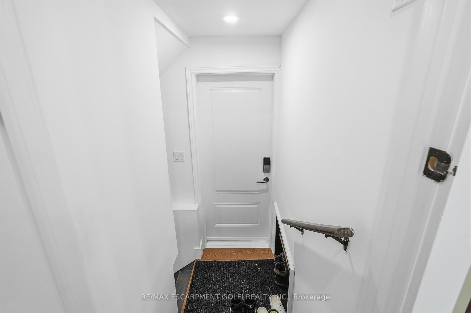 Detached House for sale at 3545 Garrison Road, Fort Erie, Ontario, L0S 1N0 - Ridgeway - MLS: X12772984