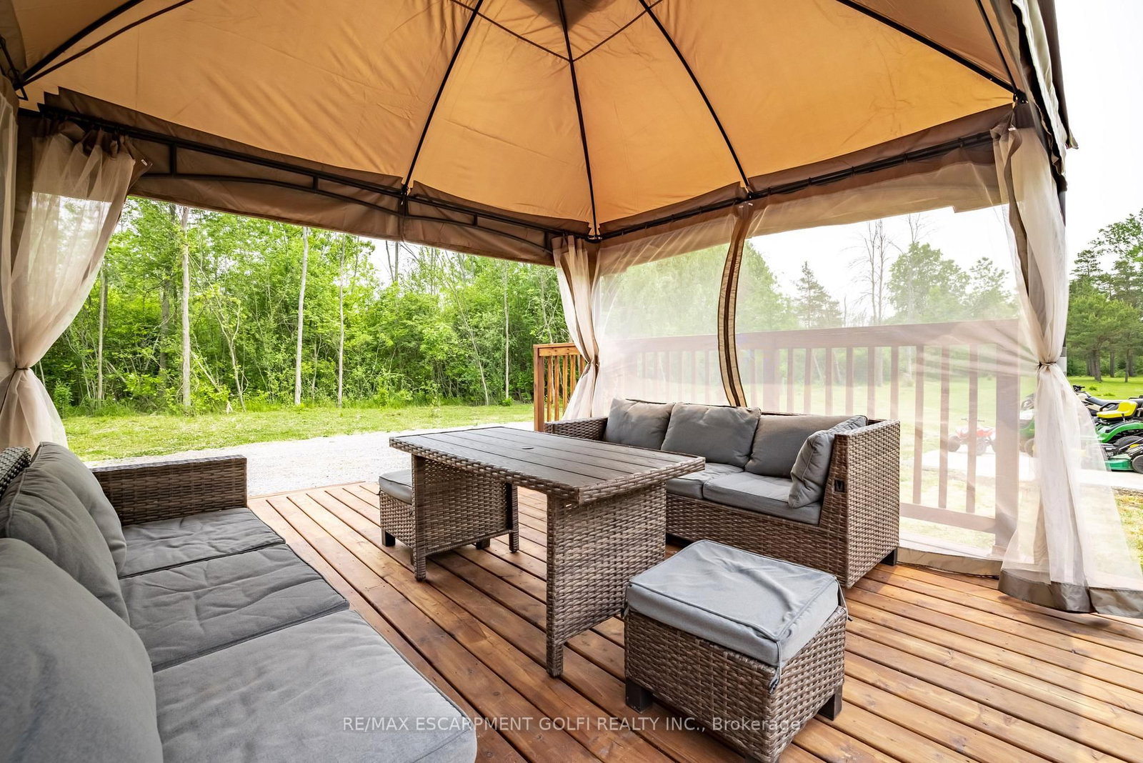 Detached House for sale at 3545 Garrison Road, Fort Erie, Ontario, L0S 1N0 - Ridgeway - MLS: X12772984