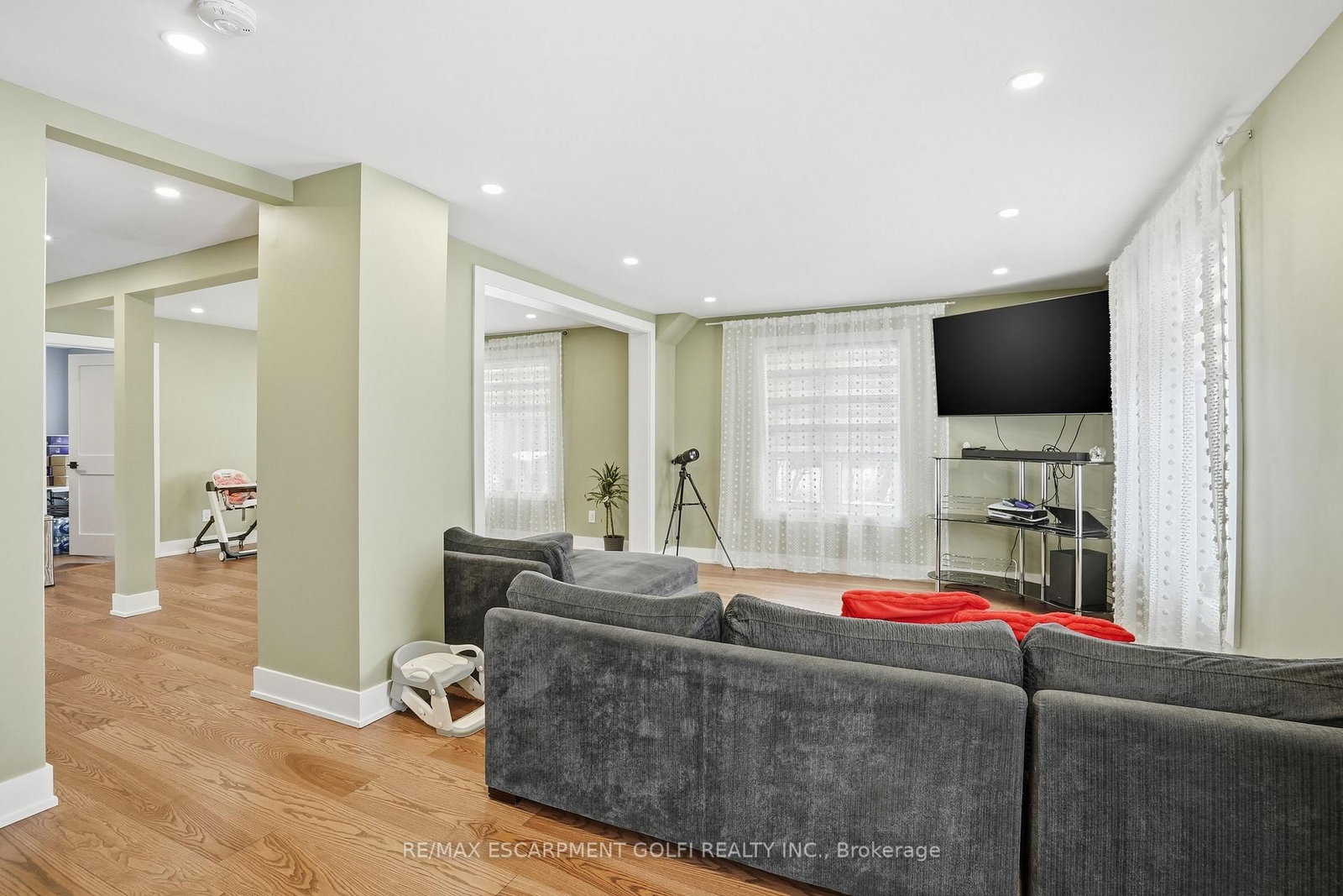 Detached House for sale at 3545 Garrison Road, Fort Erie, Ontario, L0S 1N0 - Ridgeway - MLS: X12772984