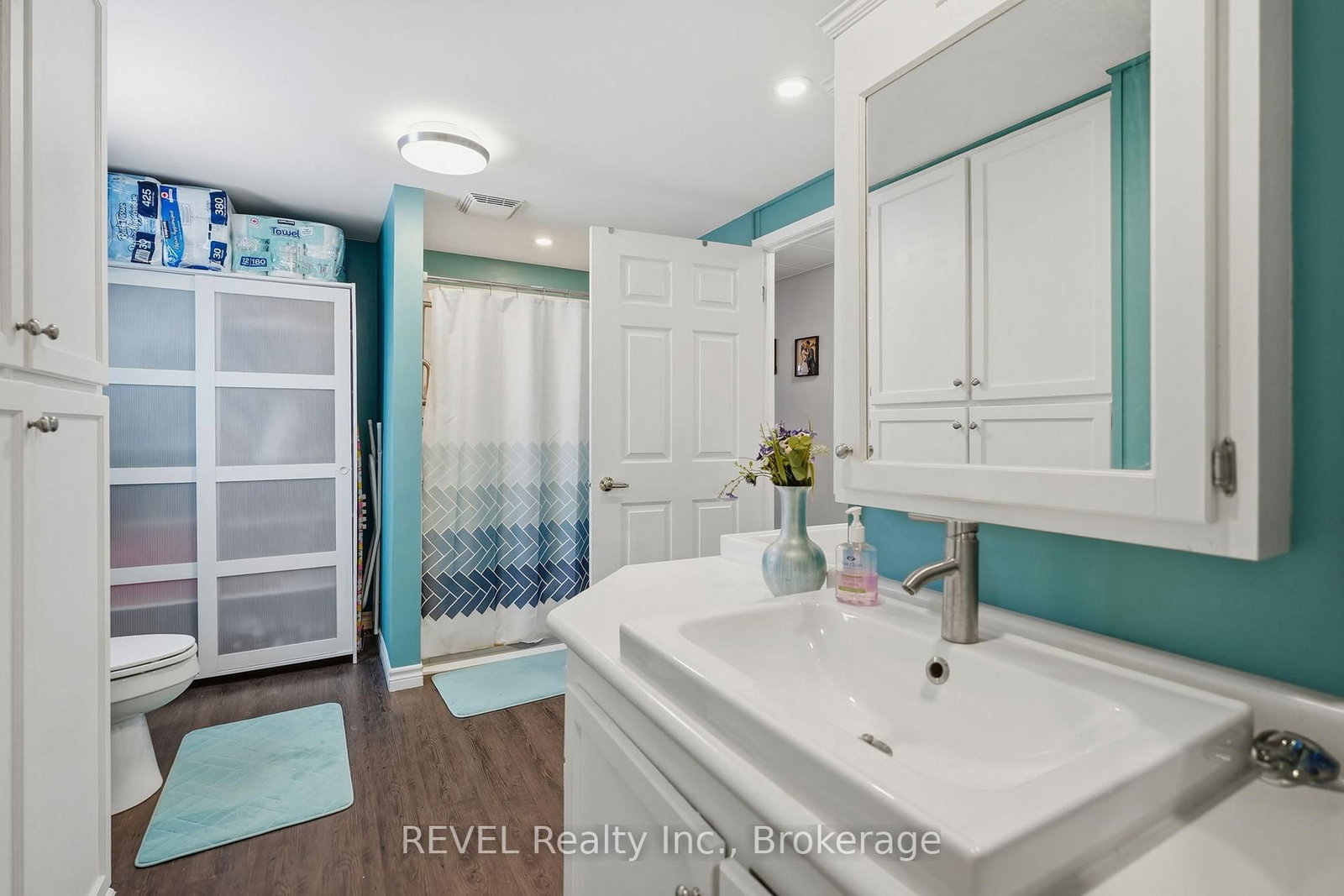 3033 Townline Road, Unit 128 - Photo 19