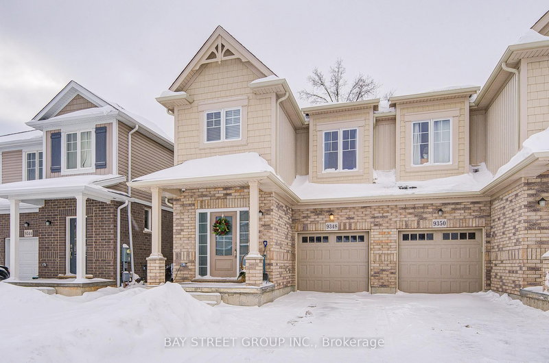 9348 White Oak Ave, Niagara Falls, L2G 3P6 | Image 3