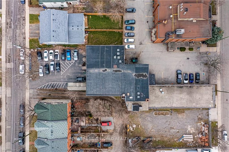 126 Catharine St N, Hamilton, L8R 1J4 | Image 2