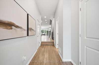 204 Tapadero Avenue, Stittsville, Ontario image-0-2