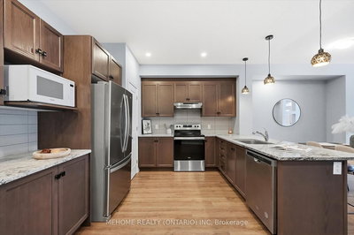 204 Tapadero Avenue, Stittsville, Ontario image-0-4