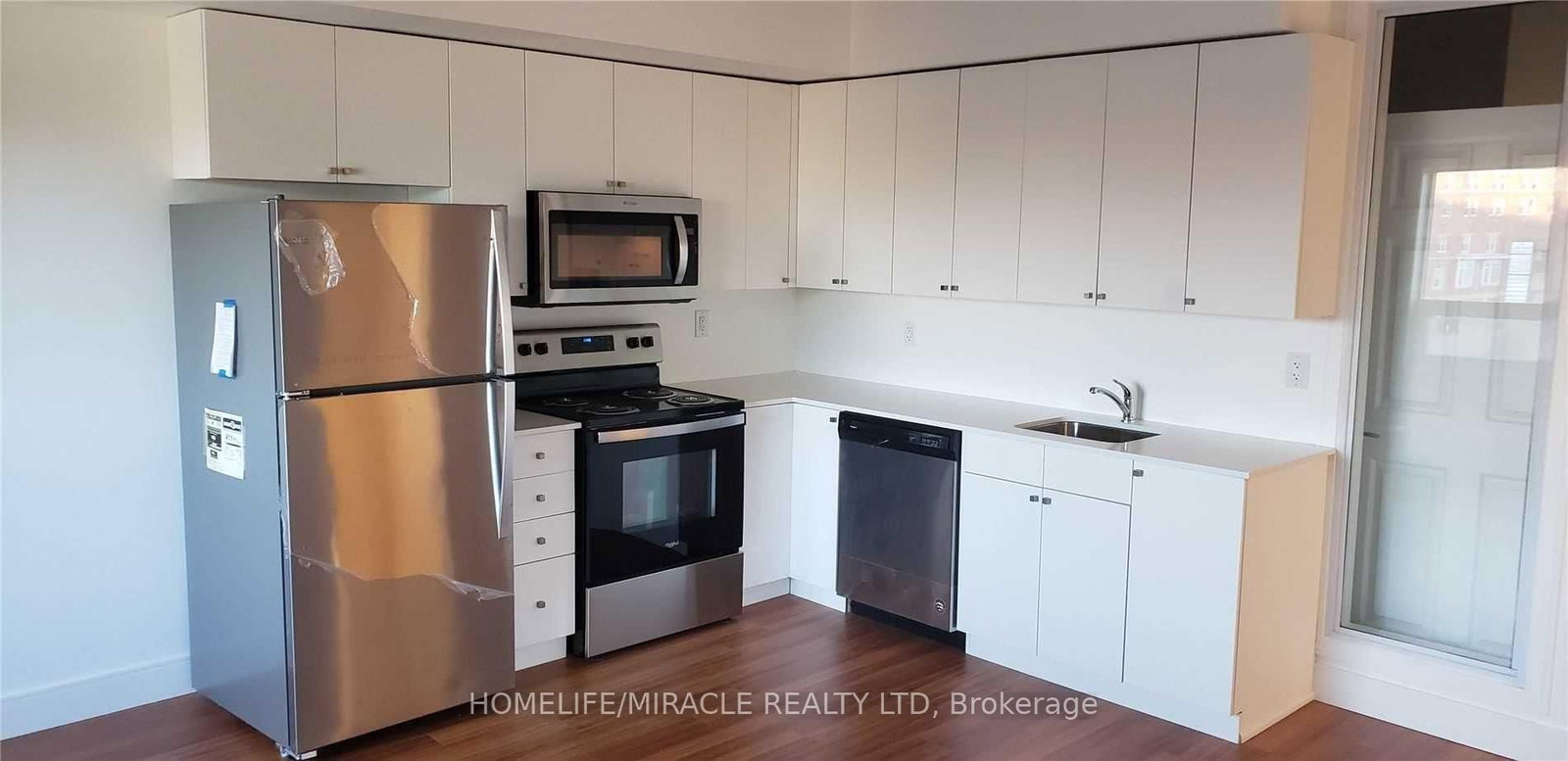 1 Wellington Street, Unit 318 - Photo 14