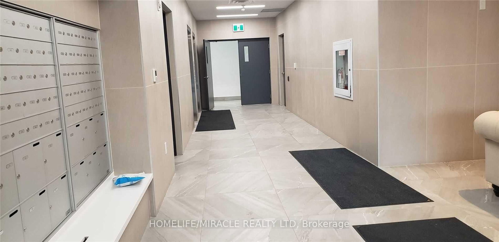 1 Wellington Street, Unit 318 - Photo 3