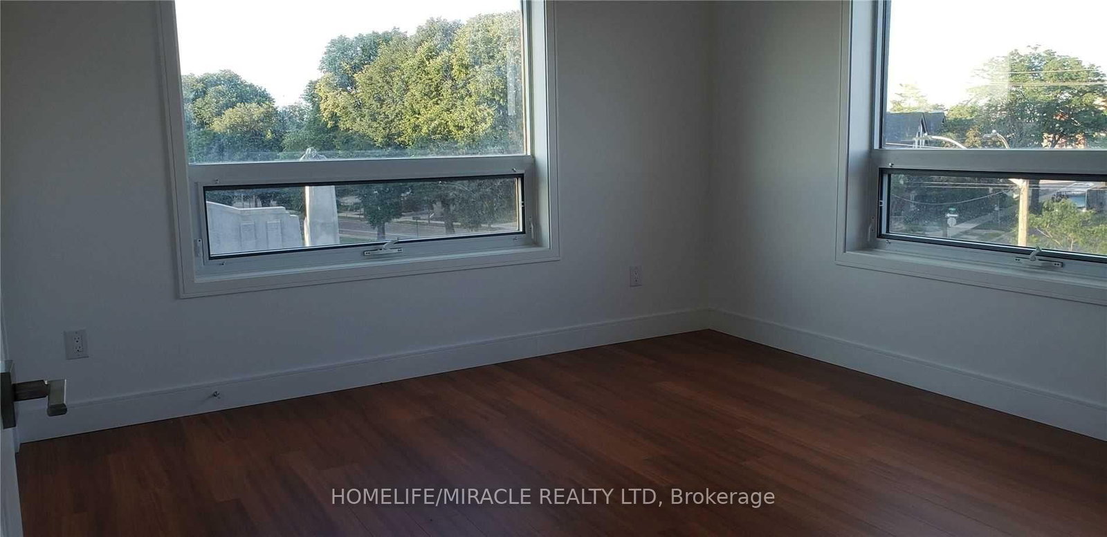 1 Wellington Street, Unit 318 - Photo 9