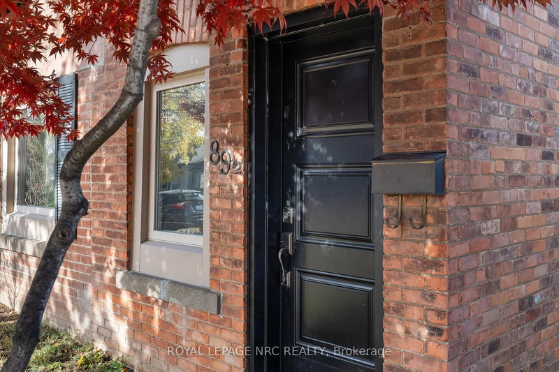 89 1/2 Albert St, St. Catharines, L2R 2H2 | Image 2