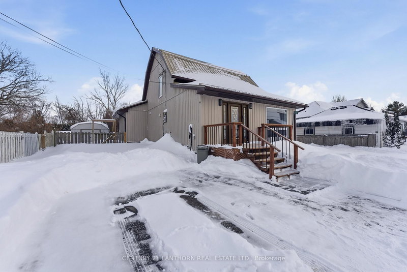 115 Ridley St, Prince Edward County, K8N 4Z1 | Image 2