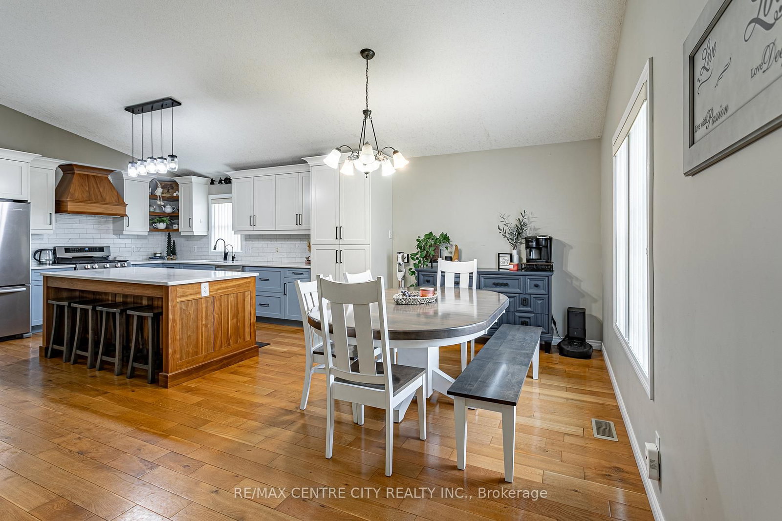 Detached House for sale at 6851 Springfield Road, Malahide, Ontario, N5H 2R5 - Mount Salem - MLS: X12774388