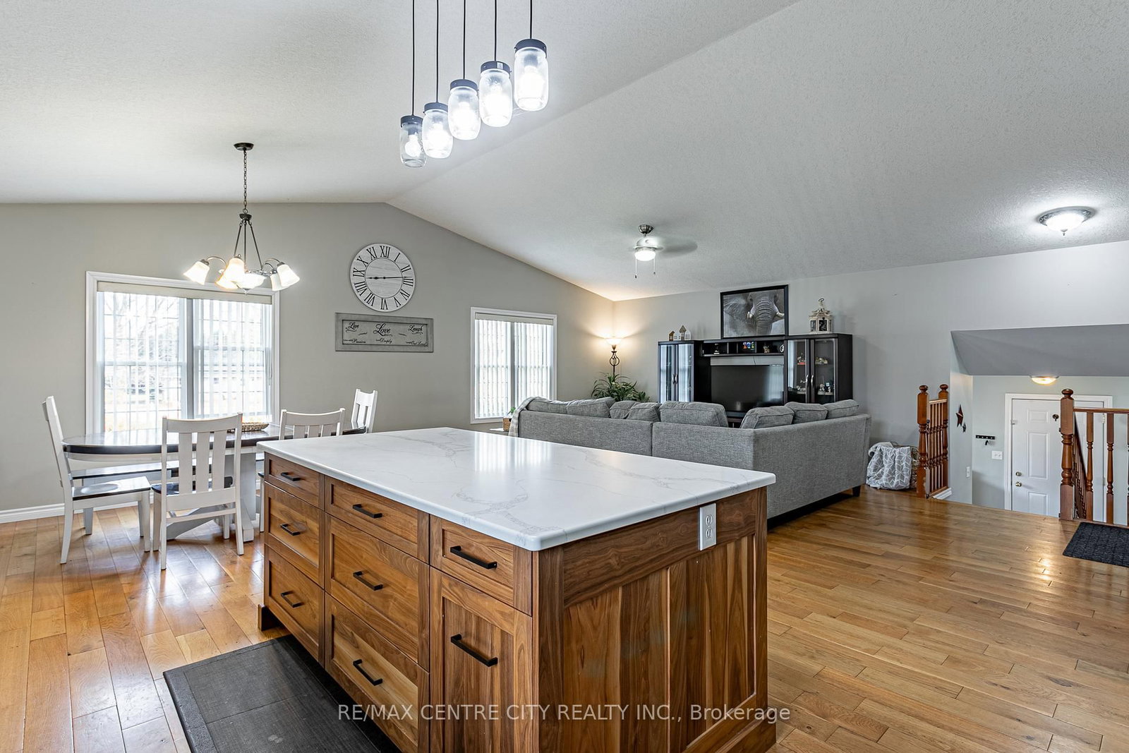 Detached House for sale at 6851 Springfield Road, Malahide, Ontario, N5H 2R5 - Mount Salem - MLS: X12774388