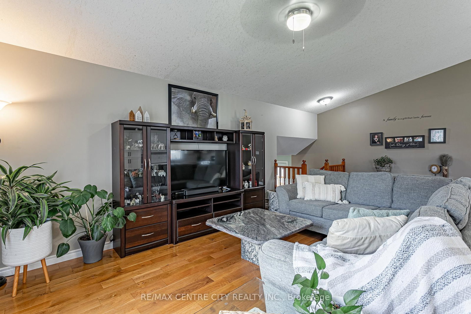 Detached House for sale at 6851 Springfield Road, Malahide, Ontario, N5H 2R5 - Mount Salem - MLS: X12774388