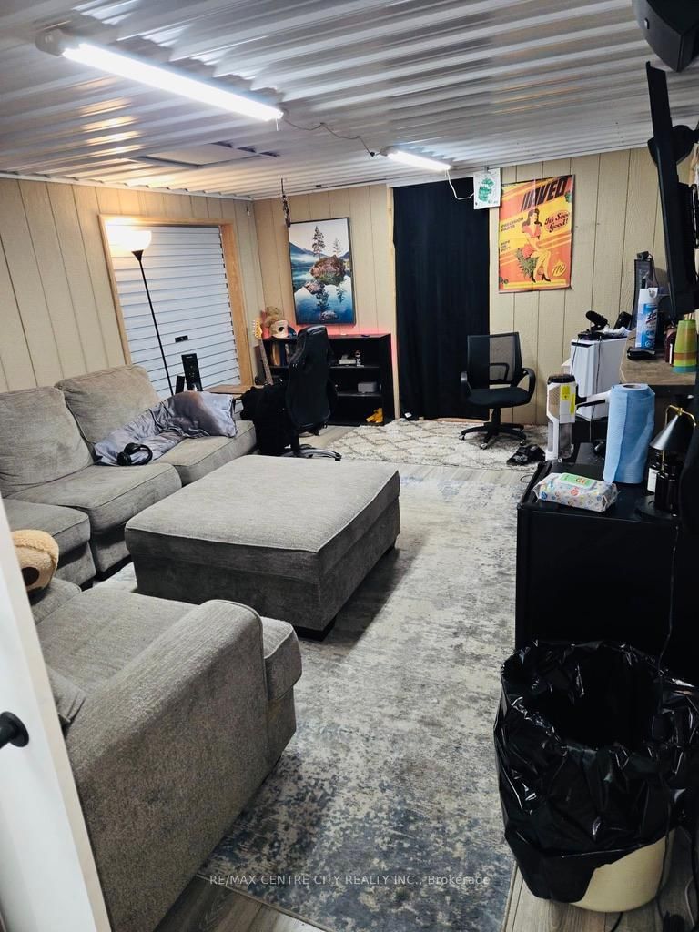 Detached House for sale at 6851 Springfield Road, Malahide, Ontario, N5H 2R5 - Mount Salem - MLS: X12774388