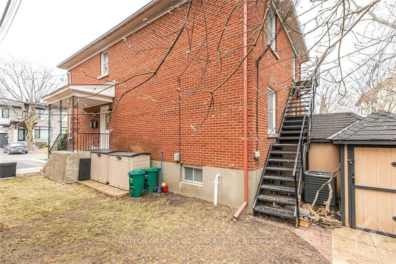 391 Greenwood Ave, Ottawa, K2A 0X4 | Image 2