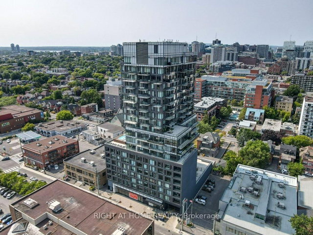 2002 - 203 Catherine Street