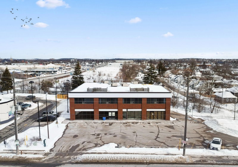 830 Monaghan Rd, Peterborough, K9J 5K3 | Image 2