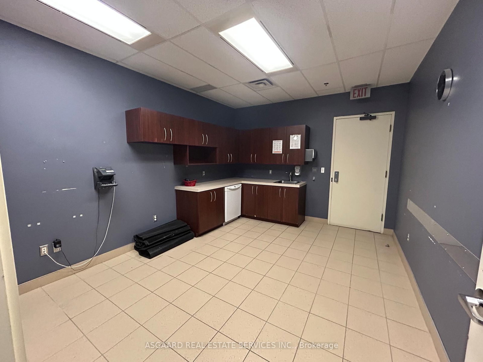 1145 Hunt Club Road, Unit 560 - Photo 7