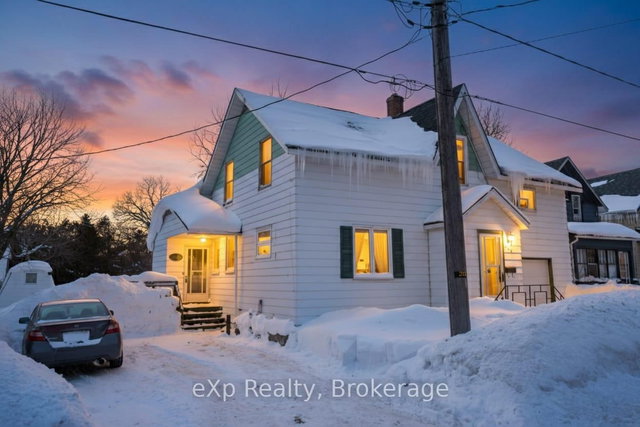 450 Inkerman Street W