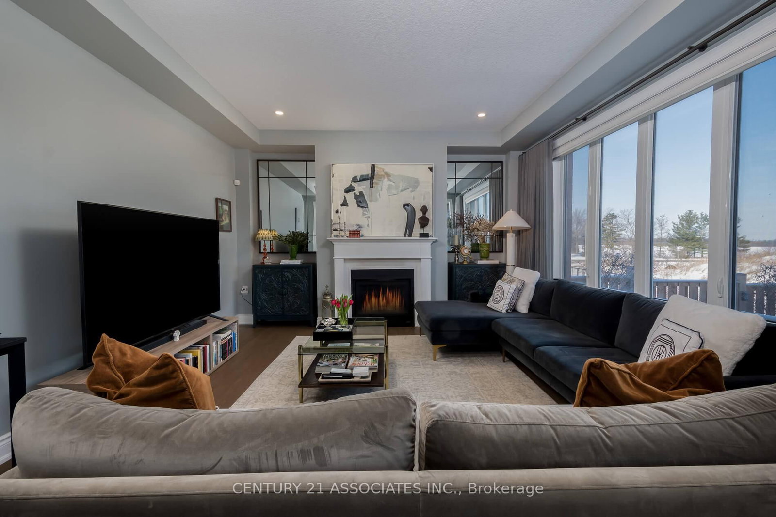 Detached House for sale at 160 McWatters Street, Hamilton, Ontario, L0R 1C0 - Binbrook - MLS: X12775068