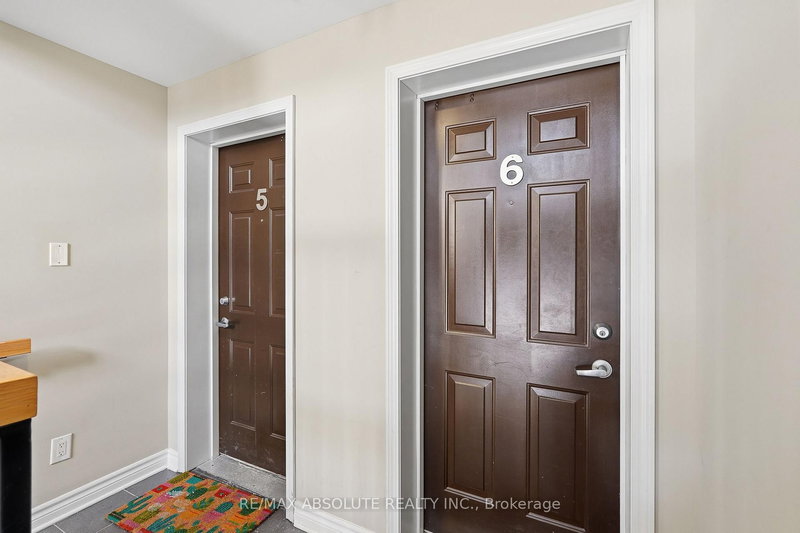 6 - 135 Bluestone Private, Ottawa, K4A 0X7 | Image 3