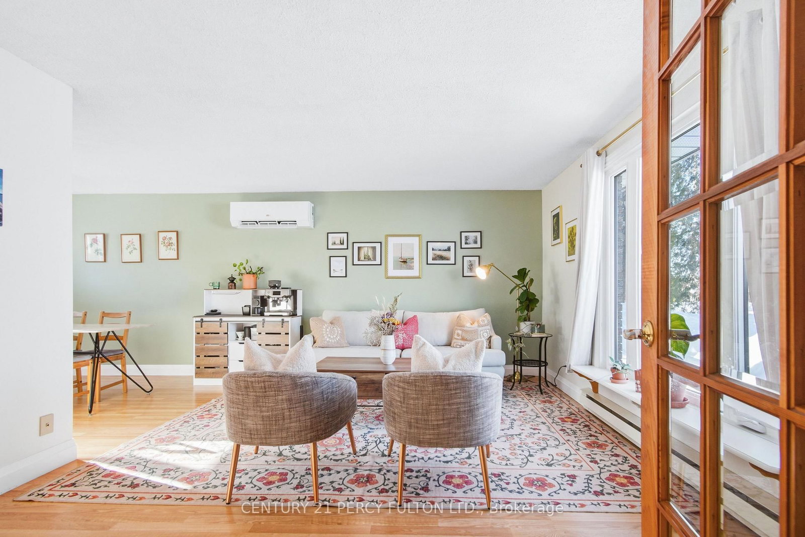 Detached House for sale at 1 Peter Street, Quinte West, Ontario, K8V 6G6 - Trenton Ward - MLS: X12775300