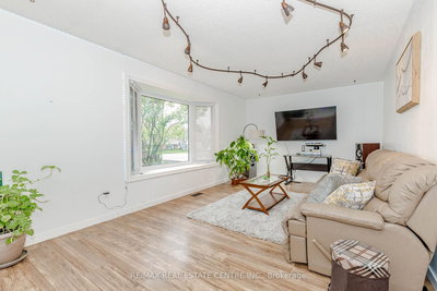 14 Pine Court, Southgate, Ontario image-0-4